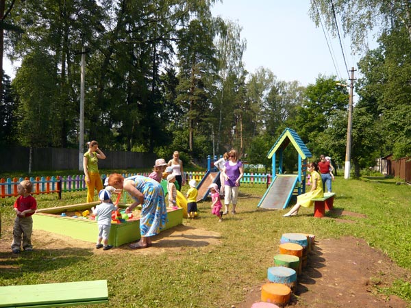 Открытие детской площадки в Клязьме