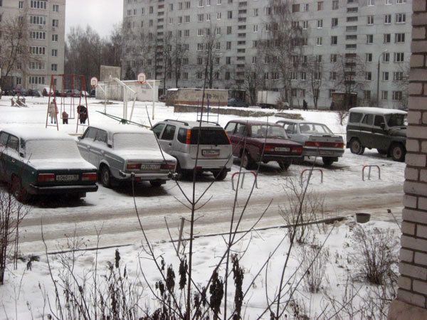 Незаконная парковка в Правдинском