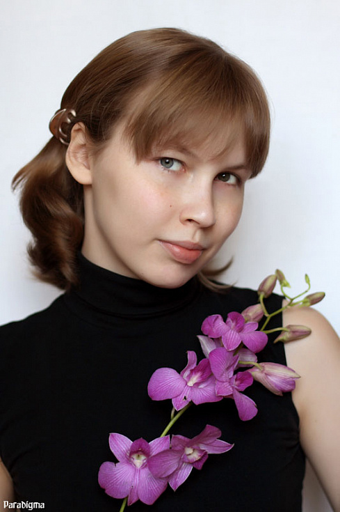 Портрет с орхидеей