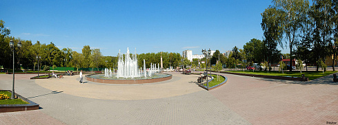 Панорама у фонтана